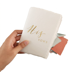 Libro de votos hecho a mano con papel de borde deshilachado, ideal para ceremonias de votos de boda, recuerdos, mensajes de invitados y más. - Product Image 1