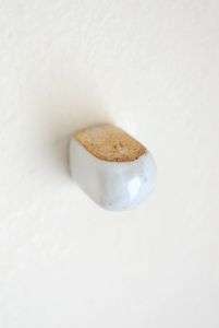Boutons en résine en forme de corne d'animal, décoration artistique pour la maison, forme sculptée, couleur naturelle - Product Image 4