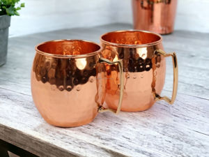 Juego de 2 Jarras de Cerveza Ecológicas de Cobre, Estilo Antiguo, para Hoteles y Restaurantes, Acabado Metálico Premium, 10.14 oz - Product Image 2