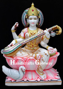 Estatua de Saraswati en Piedra de Mármol con Loto - Product Image 2