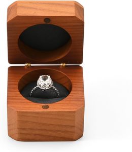กล่องใส่แหวนหมั้น กล่องไม้เนื้อแข็งทรงแปดเหลี่ยมสำหรับขอแต่งงาน งานแต่งงาน - Product Image 4