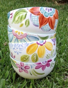 Bol à salade en céramique de luxe contemporain peint à la main, motif floral tropical vibrant, finition brillante et lisse pour des repas chics au quotidien - Product Image 2