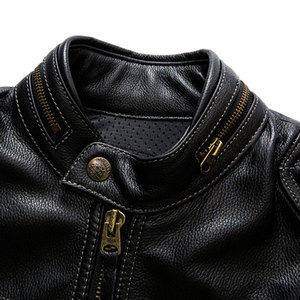 เสื้อแจ็คเก็ตหนังแท้พรีเมียมสำหรับผู้ชาย ซิปคุณภาพสูง สไตล์ไบค์เกอร์ สำหรับฤดูหนาว เป็นมิตรกับสิ่งแวดล้อม แห้งเร็ว บริการ OEM รับทำโลโก้ กันลม - Product Image 4