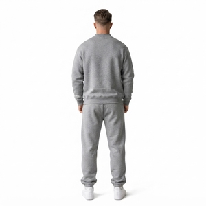 Conjunto Deportivo de Dos Piezas para Hombre, Sudadera Gris con Cuello Redondo y Pantalones Jogger, Ropa Casual para Calle y Estar en Casa - Product Image 2