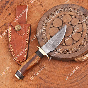 Cuchillo de bolsillo multiusos EDC de acero de Damasco hecho a mano, grado industrial, afilado como una navaja, 58 Sharp, con mango de palisandro y latón, OEM - Product Image 5