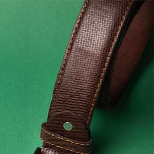 Ceinture Homme en Cuir Véritable de Vachette, Nouvelle Boucle Ardillon en Alliage Métallique, Marque de Luxe pour Adulte, Idéale pour Jeans et Tenues Décontractées ou Professionnelles - Product Image 5