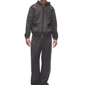 Nouvelle conception, survêtements d'hiver pour hommes, best-seller, légers, fabriqués au Pakistan, style unique avec strass, respirants et confortables - Product Image 1