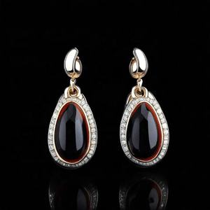 Pure Solid S925 Sterling Silver Black Onyx Gemstone Charm Pendientes Venta al por mayor Proveedor de joyería - Product Image 1