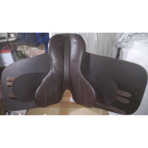 À VENDRE GP Selle DE CHEVAL EN CUIR SELLES ANGLAISES COULEUR BROWN EN DOLLAR 35 CARTE DE CRÉDIT TAILLE ACCEPTÉE 14 15 16 17 18 - Product Image 4