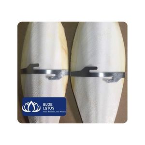 [VENTA CALIENTE] Hueso de Sepia Natural Blue Lotus para Aves de Compañía, Alimentación Diaria, Ingesta de Calcio, Empaque en Caja, Tamaños de 3-15 cm, Exportación - Product Image 1