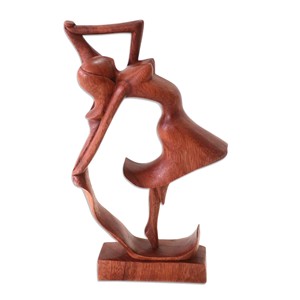 Escultura Artesanal de Bambú con Figura Bailarina - Venta al por Mayor - Product Image 4