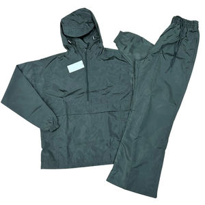 Conjunto Deportivo Casual Unisex de Dos Piezas con Logotipo Bordado, Chaqueta Cortavientos de Nailon y Pantalones Cortos, Secado Rápido, Ligero, para Verano - Product Image 3