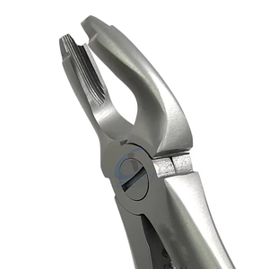 ชุดเครื่องมือผ่าตัดถอนฟันสัตว์ สแตนเลสสตีล แบบใช้มือ พร้อมด้ามจับแบบ Ergonomic สีเงิน ลายกันลื่น ระดับ Class I - Product Image 3