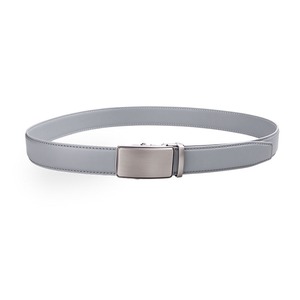 Cinturón de cuero genuino para hombre con hebilla automática y logotipo personalizado, cinturón de cuero de buena calidad y cómodo para hombre - Product Image 2