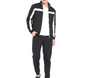 Une usine OEM fabrique des ensembles de survêtements en coton pour hommes sur mesure en gros avec des prix directs d'usine. - Product Image 1