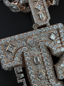 Collier Pendentif Chiffre de Luxe en Moissanite Diamantée, Argent Sertie de Pierres, Style Hip Hop, Coupe Baguette, Bijou Tendance - Product Image 4
