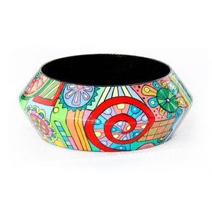 Colección de Joyería Étnica Artesanal Premium para Mujer, Brazaletes de Madera Pintados, Artesanías de Bambú y Madera - Product Image 6