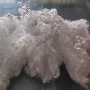 Fibre de polyester régénérée 100% PSF 15DX64MM, 7Dx32MM, 7Dx64MM en provenance d'Indonésie - Product Image 3