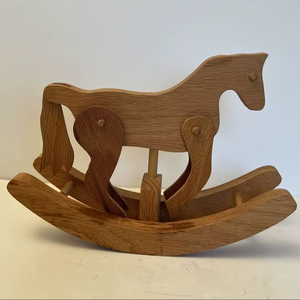 Centre de table en bois finition antique en forme de cheval pour une décoration intérieure classique et une décoration de table vintage - Product Image 1