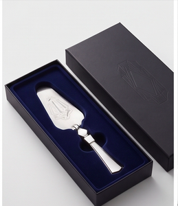 Cuchillo para Pastel de Acero Inoxidable con Diseño de Logotipo en Relieve, Forma Irregular, Antiadherente, Apto para Lavavajillas, para Decoración de Pasteles y Fiestas - Product Image 3