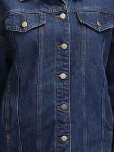 Vêtements d'extérieur pour femmes style streetwear, veste en jean pour femmes, veste en jean bleu délavé à boutons, veste en jean oversize pour femmes - Product Image 2