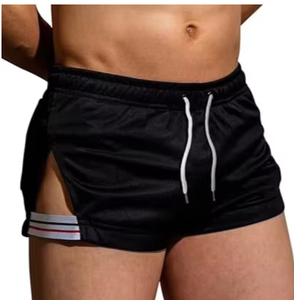 Shorts de sport noirs pour hommes avec logo frontal, taille à cordon de serrage, séchage rapide, respirants, en tissu polyester/coton, taille mi-haute, longueur courte - Product Image 1