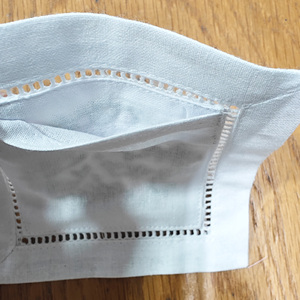 Custom Machine-Embroidered Eco-Friendly Linen Durable Reusable Square 15x15cm Cocktail Napkins for B2B & Hospitality - Product Image 1