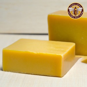 Granulés de cire d'abeille biologique jaune pour le visage, fabrication de bougies DIY, transfert thermique, logo personnalisé, origine du Tamil Nadu, vente en gros, meilleur choix - Product Image 3