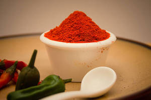 Nouvelle Saison : Poudre de Piment Rouge Indien Pur à 100% du Gujarat, au Goût Riche et Piquant, pour Acheteurs en Gros et Marchés Internationaux - Product Image 3
