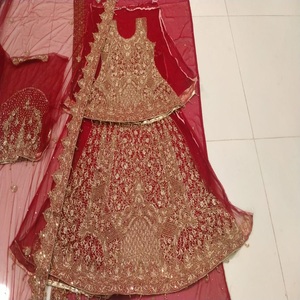 Venta al por mayor pesado bordado boda Lehenga Choli Dupatta blusa nupcial Lahenga Choli perla trabajo vestido de baile de talla grande - Product Image 3