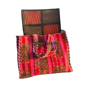 Sac fourre-tout vintage d'été en pur coton pour femmes indiennes pochette matelassée organisateur de cosmétiques fermeture éclair imprimé fleurs rangement d'accessoires - Product Image 1