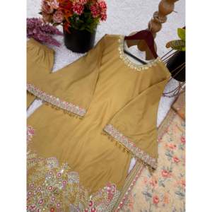Hermoso conjunto de traje de fiesta para mujer con trabajo de secuencia bordada - Product Image 2