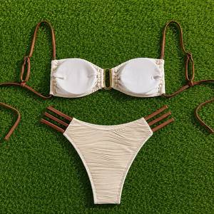 ชุดบิกินี่ผ้ารุ้งพรีเมียม ท็อปแบบเกาะอกประดับวงแหวนสีทอง กางเกงเอวสูงแบบมีสายรัด ชุดว่ายน้ำฤดูร้อนสุดหรู ชุดชายหาดสำหรับผู้หญิง - Product Image 6