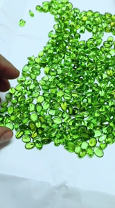 Piedra Preciosa de Peridoto Natural Tallada para Diseñadores de Joyas, Joyeros y Proveedores de Piedras Preciosas - Product Image 5