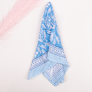 Pañuelo Cuadrado de Algodón Ecológico, Bandana, Accesorio Multifuncional para la Cabeza y el Cuello, con Estampado Moderno - Product Image 4