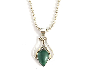 Pendentif solitaire classique en argent sterling 925 avec pierre précieuse malachite en forme de goutte, bijoux unisexes pour tous les jours - Product Image 3