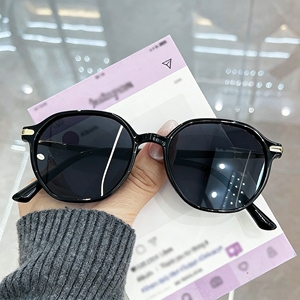 PC Round <b>Frame</b> Womens Fashionable Sunglasses for Men with Custom Logo Bulk Wholesale - Product Image 2