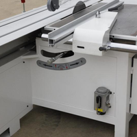 Scie à panneaux à table coulissante de précision à 45 degrés avec levage électrique pour la découpe du bois