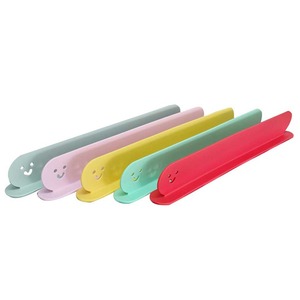 Protector de Silicona Antideslizante para Fregadero [ECOFRENDLY], Bloqueador de Agua para Áreas de Fregaderos de Cocina, Protector de Salpicaduras SmileGuard - Product Image 2