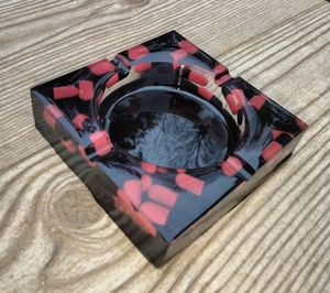 Premium Resin Ashtray With Elegant Transparent Finish For Contemporary Bar Lounge Decoration Accessories - Product Image 3