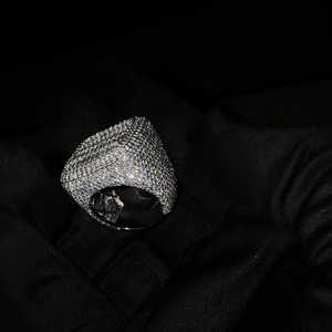 Anillo de Plata de Ley 925 con Moissanita y Diamantes, Estilo Baguette, Engastado en Canal, Joyería de Lujo Hip Hop para Unisex - Product Image 3
