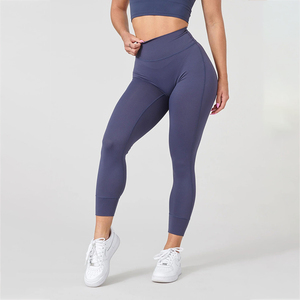 Leggings de yoga imprimés par sublimation OEM pour femmes, pantalons d'entraînement à motif personnalisé, fabricant d'articles de sport à marque privée - Product Image 5