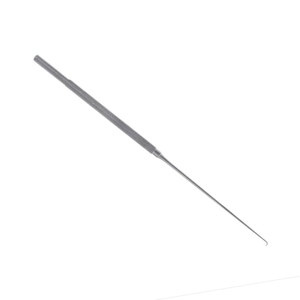 Le crochet simple Joseph mesure 6 ¼ pouces de long et contient une pointe acérée à l'extrémité d'un crochet courbé, à la principale finalité de retraiter la peau. - Product Image 2