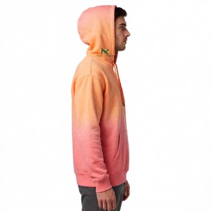 เสื้อฮู้ดดี้สีชมพูพีชไล่เฉดแบบสตรีทแวร์สำหรับผู้ชาย ผ้าฝ้ายฟลีซ ผลิตโดยโรงงาน OEM ขายส่ง - Product Image 4