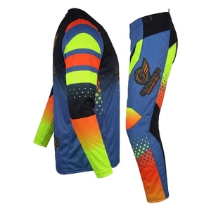 Conjunto de Pantalones y Jersey de Motociclismo Guruna Z Rojo Unisex de Poliéster/Algodón, Ropa de Motociclismo Transpirable, Impermeable, Resistente al Viento y de Secado Rápido - Product Image 4