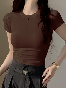 เสื้อครอปท็อปผู้หญิง แขนสั้น ทรงเข้ารูป ผ้าริบ ยืดได้ สวมใส่สบาย เหมาะกับทุกวัน สไตล์สตรีทแฟชั่น - Product Image 6