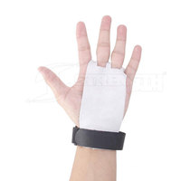 Agarraderas de gimnasia con diseño de muñequera ajustable, diseñadas para barras de dominadas y entrenamientos diarios en el gimnasio.