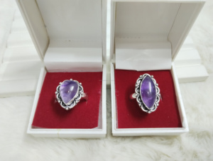 Bagues vintage en argent plaqué avec pierres d'améthyste, forme goutte d'eau, sertissage clos, bijoux unisexes tendance pour le quotidien et les cadeaux - Product Image 2