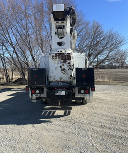 Grue de camion montée sur International Workstar 7500 de 2006, modèle AC26-103RM, capacité de levage de 2200 lb. - Product Image 2