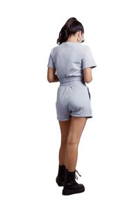 Ensemble deux pièces uni col rond manches courtes ourlet élastique Top court et taille élastique poche latérale Short ensembles de survêtement femmes - Product Image 2